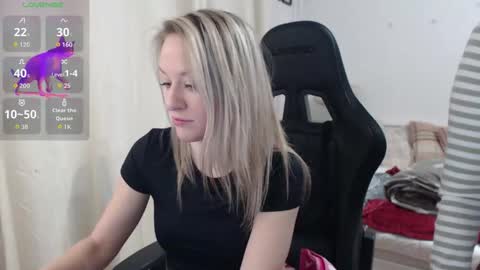 Lara online show from 02/01/26, 03:54