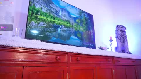 Hello Guys I am Lara Giraldo  WELCOME To my room online show from 11/13/25, 12:31