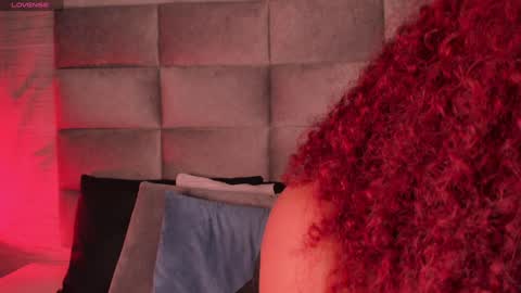 Lara  online show from 02/06/25, 05:25