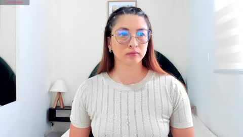      700  200   online show from 04/04/26, 07:33