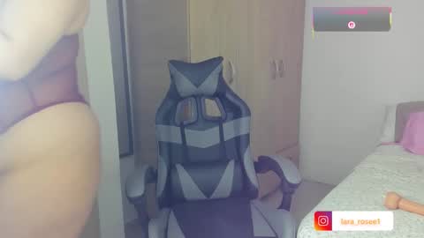 LARA ROSE online show from 10/07/25, 04:42