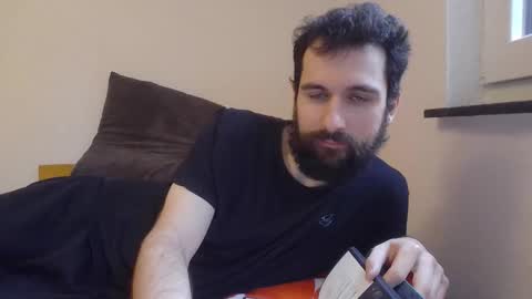 laraaan online show from 02/14/26, 12:46