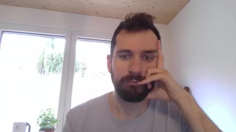 laraaan online show from 03/14/26, 11:48