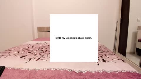 Lara online show from 01/12/25, 07:11