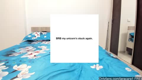 Lara online show from 02/01/25, 08:08