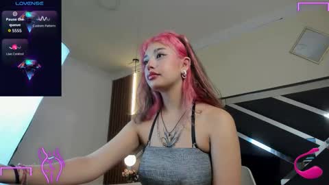 LaraCooper online show from 02/08/26, 12:30