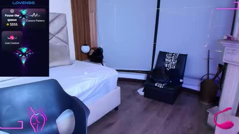 LaraCooper online show from 03/09/26, 10:25