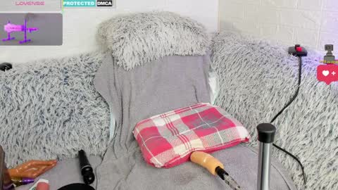 Lara online show from 04/06/26, 10:22