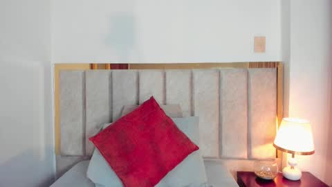  Lara Gold  online show from 09/30/25, 10:59