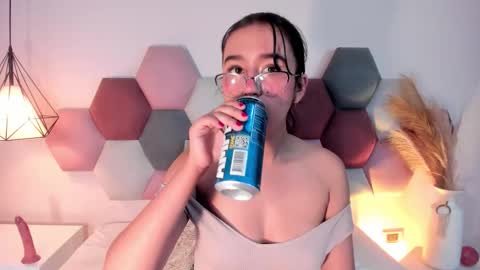  Lara Gold  online show from 11/11/25, 10:10