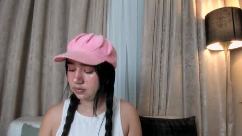  Lara Gold  online show from 12/23/25, 12:52