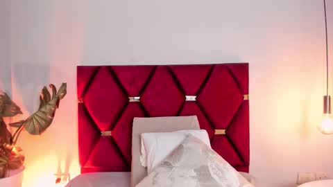  Lara Gold  online show from 01/17/26, 12:48