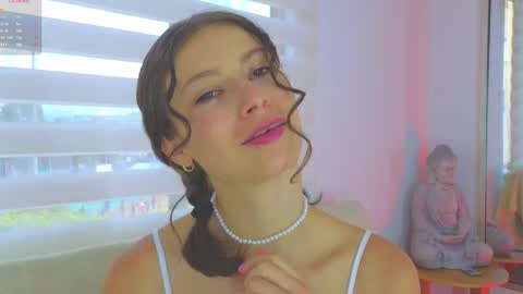 Snapshot of laralane_ chatting on 03/03/25, 12:16 Lara online show from 03/03/25, 12:16