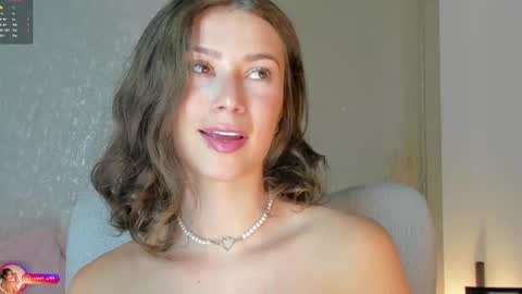 Snapshot of laralane_ chatting on 09/13/25, 01:55 Lara online show from 09/13/25, 01:55