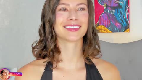 Snapshot of laralane_ chatting on 09/30/25, 02:00 Lara online show from 09/30/25, 02:00
