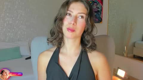 Snapshot of laralane_ chatting on 10/16/25, 01:34 Lara online show from 10/16/25, 01:34