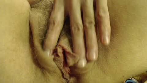 laralhotr online show from 12/20/24, 06:13