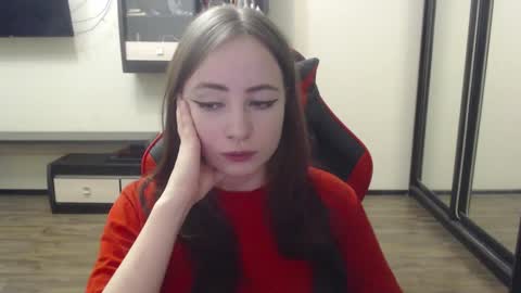 Laralianna online show from 12/21/24, 08:32