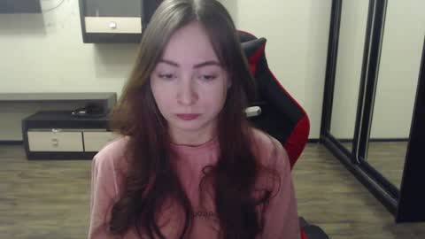 Laralianna online show from 02/08/25, 06:22