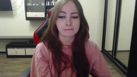 Laralianna online show from 02/22/25, 05:02