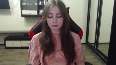 Laralianna online show from 02/22/25, 08:09