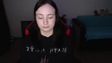 Laralianna online show from 12/13/25, 08:04