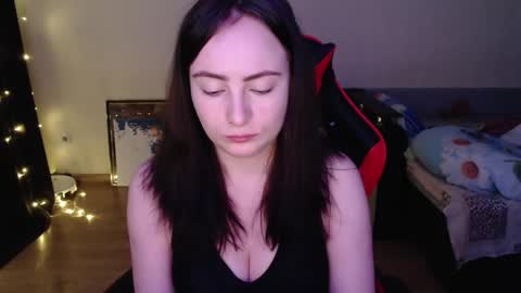 Laralianna online show from 01/11/26, 03:55