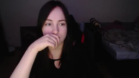 Laralianna online show from 03/05/26, 11:23