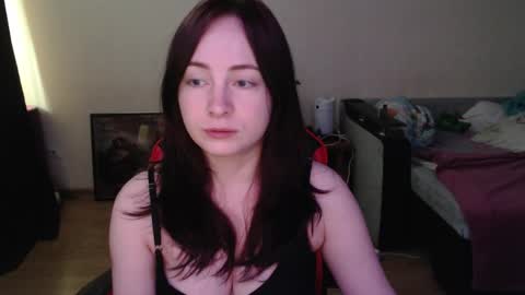Snapshot of laralianna chatting on 05/27/26, 11:18 Laralianna online show from 05/27/26, 11:18
