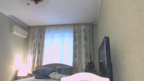 laramrs online show from 01/17/26, 01:38