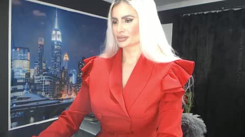 laras_moans online show from 12/22/24, 10:06