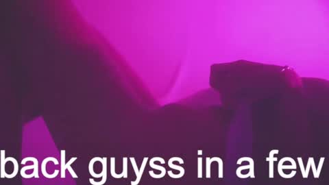 Lara Give it a thumbs up please its important  online show from 03/04/25, 03:00