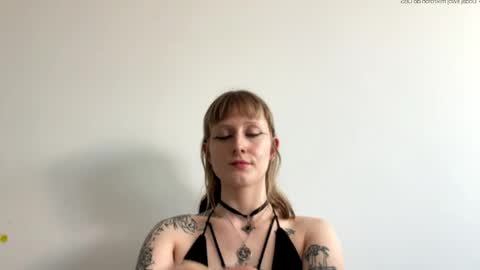 Lara online show from 05/21/26, 03:52