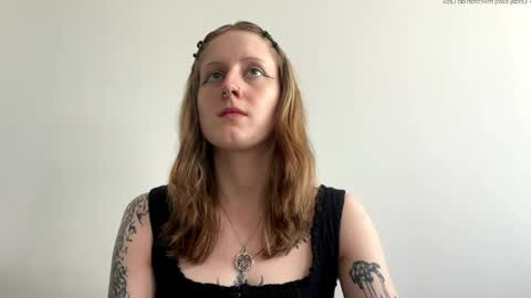 Lara online show from 06/04/26, 11:38