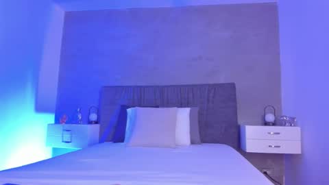 Laura online show from 02/18/26, 12:12