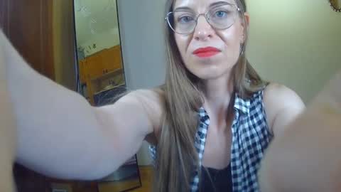 larawintersxxx online show from 02/14/25, 07:54
