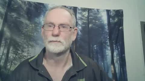 Larbie online show from 01/26/25, 03:36