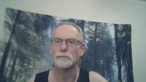 Larbie online show from 02/15/25, 01:38