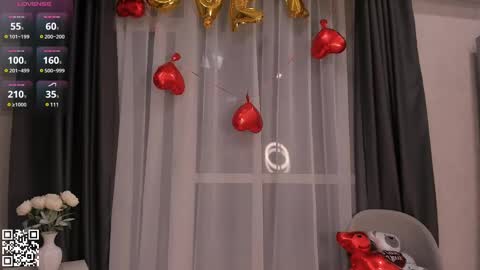 Snapshot of large_ocean chatting on 02/16/25, 03:05 Rose online show from 02/16/25, 03:05