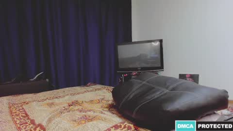 Snapshot of larisa_dolbimaya chatting on 05/17/26, 04:14 Larisa Lavriki online show from 05/17/26, 04:14