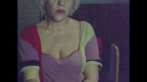 larisaq4ugo24 online show from 03/08/25, 07:42