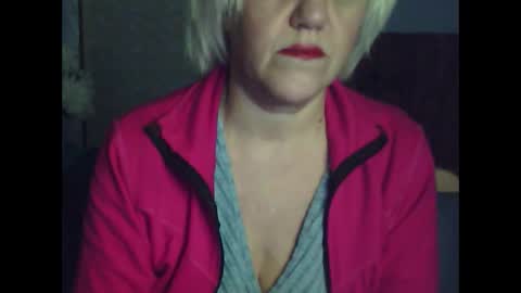 larisaq4ugo24 online show from 10/21/25, 06:58