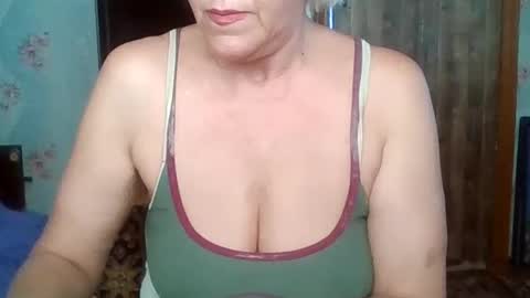 Snapshot of larisaq4ugo24 chatting on 07/27/26, 06:53 larisaq4ugo24 online show from 07/27/26, 06:53