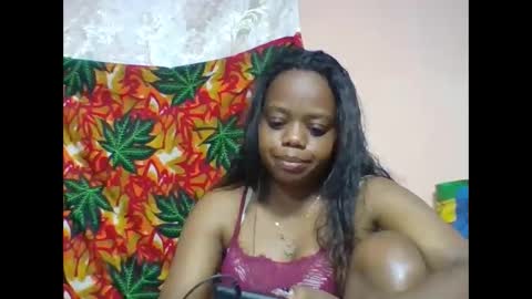larissa645771 online show from 05/26/26, 06:15