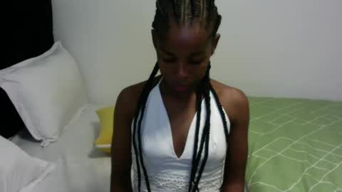 larrine online show from 06/30/26, 09:05