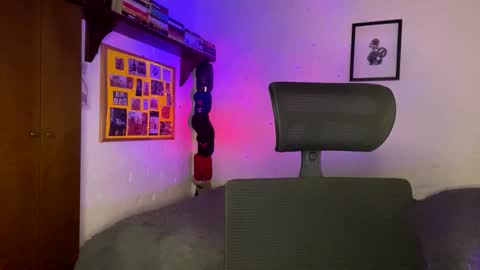 andrew online show from 02/25/25, 02:44