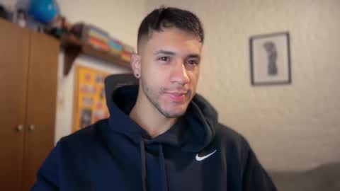 andrew online show from 10/12/25, 01:21