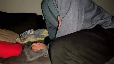 Snapshot of larskrahmer chatting on 11/08/25, 04:01 LarsHot online show from 11/08/25, 04:01