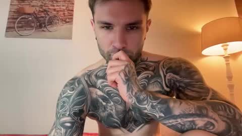 larsskeet online show from 12/21/25, 12:23