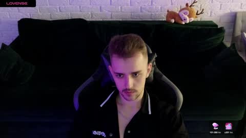 Lars online show from 01/08/25, 04:23